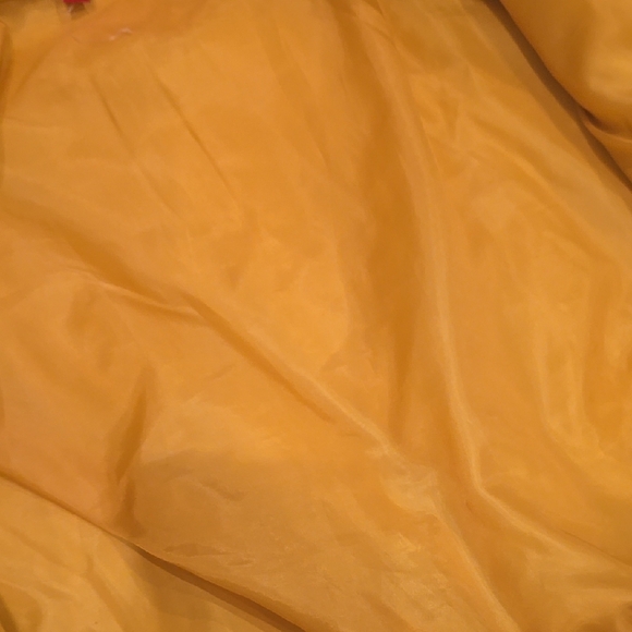 GUESS Yellow - Picture 5 of 5